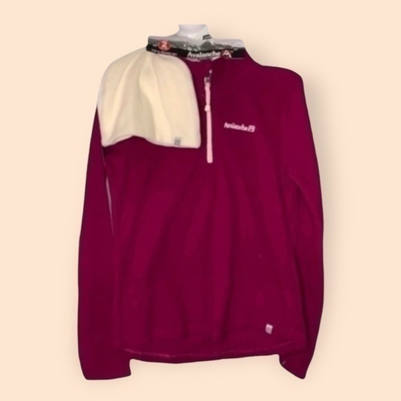 Avalanche Top & Matching Beanie Set - Picture 2 of 5